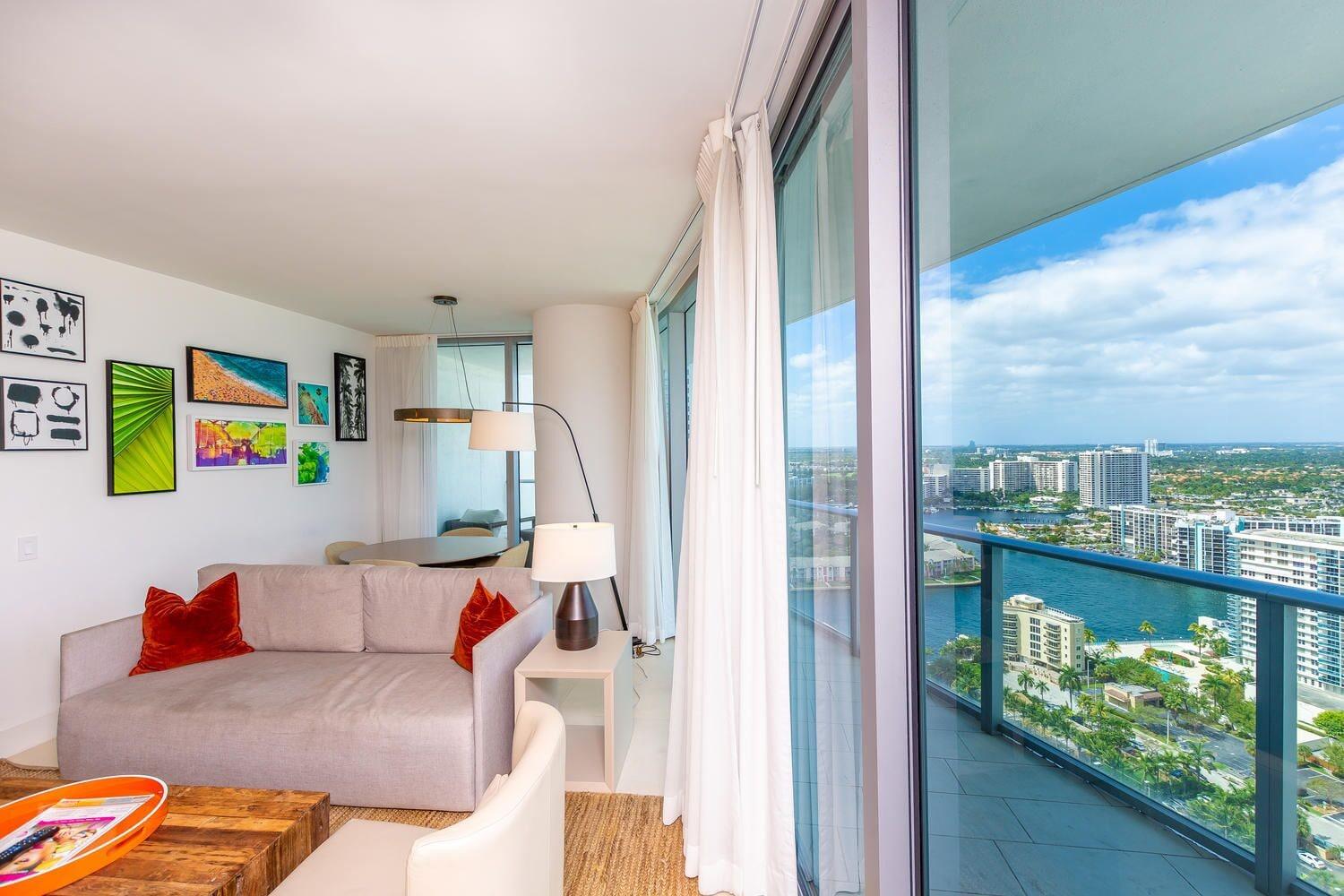 Lyfe Resort & Residences Холивуд Екстериор снимка