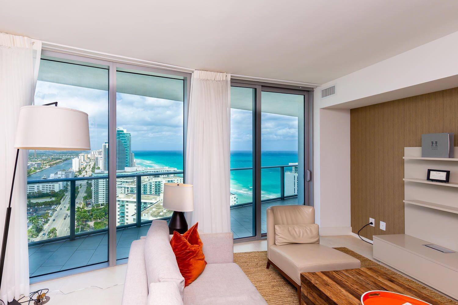 Lyfe Resort & Residences Холивуд Екстериор снимка