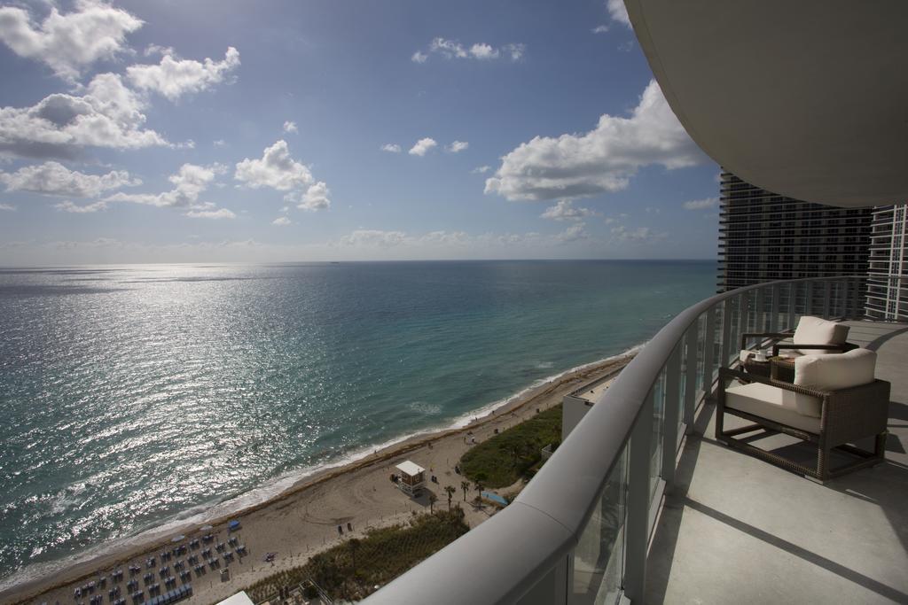 Lyfe Resort & Residences Холивуд Екстериор снимка